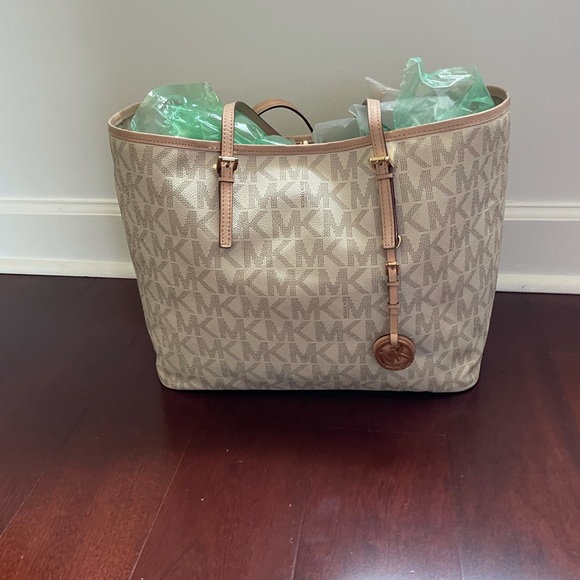 Michael Kors Tote bag - Picture 8 of 9